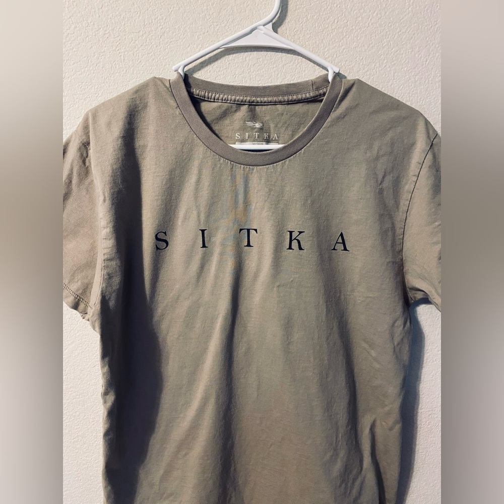 Men’s Sitka shirt